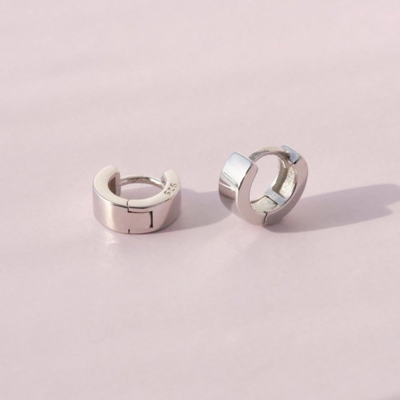 chunky huggie hoop earrings, Huggie hoop earrings, - Picture 10 of 10